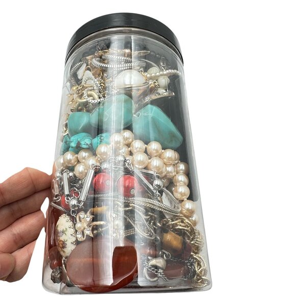 Mystery Jewelry Jar #1048 Wearable Quality Pieces 2lbs Necklace Bracelet Earring - Picture 2 of 4